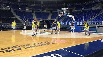 Η άφιξη της Φενέρμπαχτσε στο ΟΑΚΑ (video)