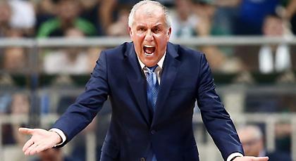 Ομπράντοβιτς: «Στην τελευταία κατοχή έγιναν τρία φάουλ! Συγχαρητήρια στον Παππά»