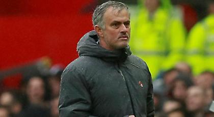 Διέταξε… σιωπή στους επικριτές του ο Μουρίνιο (video)