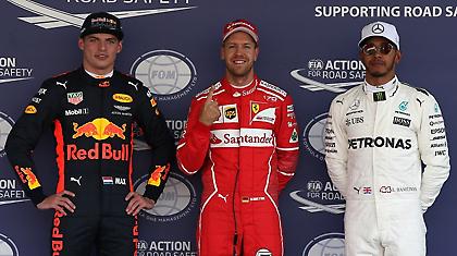 Pole position για Φέτελ στο Μεξικό