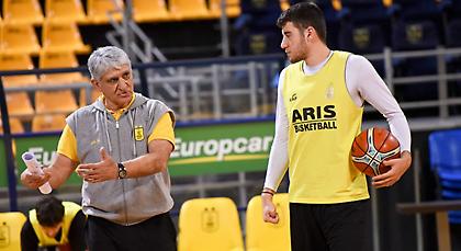 Γιαννάκης: «Μόνο καλό μας έκανε η ήττα από τον Ολυμπιακό»