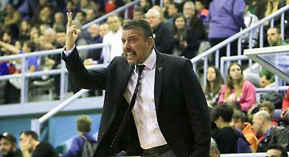 Παπαθεοδώρου: «Να βρούμε τη δύναμη να παίξουμε προσωπική άμυνα»