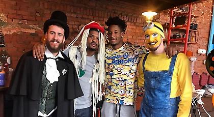 Ο Ντε Κολό ντύθηκε… Minion (pic)