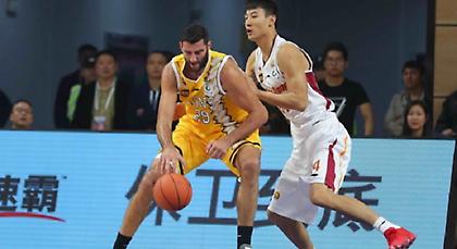 «Διπλός» και νικητής ο Μπουρούσης στο ντέρμπι του Ζεγιάνγκ