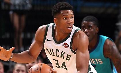 Αντετοκούνμπο: Ο μοναδικός με πέντε στατιστικές πρωτιές σε μία ομάδα