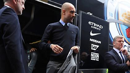 Παραλίγο να φύγει με το λεωφορείο της Νάπολι ο Γκουαρντιόλα!