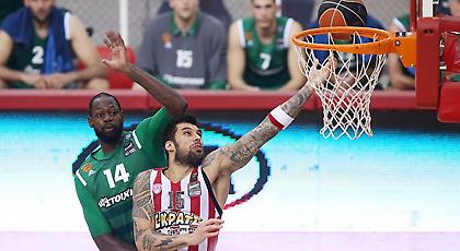 Παππάς, Πρίντεζης και Γκιστ στις κορυφαίες φάσεις του μήνα (video)