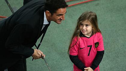 Τρέλανε και τον Χιμένεθ η κόρη του Λάζαρου (pics)