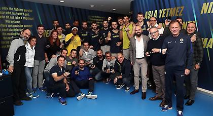 Πήραν τα δαχτυλίδια αλά… ΝΒΑ οι πρωταθλητές Ευρώπης της Φενέρ (pics)