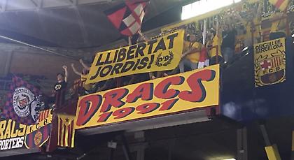 Σιωπηρή διαμαρτυρία των οπαδών της Μπάρτσα στο ματς με τον Ολυμπιακό