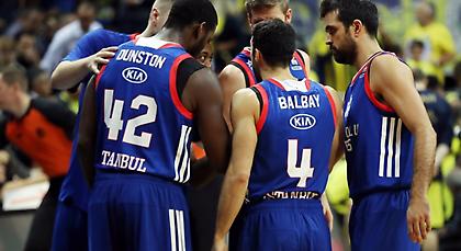 Τρομερή πάσα-έμπνευση του Σιμόν στον Στίματς (video)