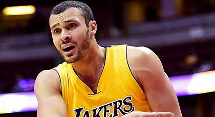 Χάνουν για έναν μήνα τον Νανς οι Λέικερς