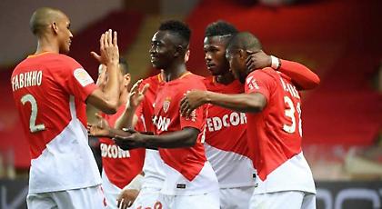 Eξάσφαιρη Μονακό, ξέσπασε στην Γκινγκάμπ