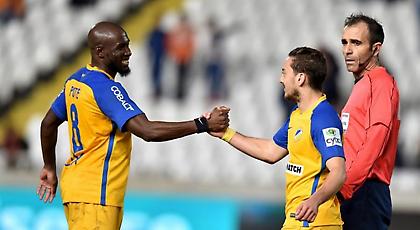 Τετράσφαιρος ΑΠΟΕΛ, «κόλλησε» η ΑΕΚ