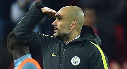 Δεν τους βλέπει ο Γκουαρντιόλα (σκίτσο)