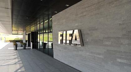 Σκάνδαλο FIFA: Ελέγχονται 28 ύποπτα εμβάσματα δύο προέδρων ΠΑΕ της Super League