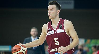 Έβαλε... επτά τρίποντα σε 4’ στο Eurocup! (video)