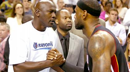 O Λεμπρόν ισοφαρίζει τον Μάικλ Τζόρνταν (pic)