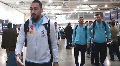 Η αναχώρηση της Εθνικής για Κροατία (pics/video)