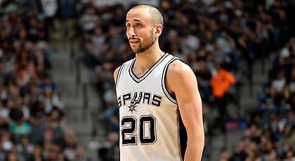 Ο Τζινόμπιλι προφέρει το «Αντετοκούνμπο» και τον αποθεώνει (video)