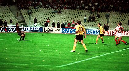 Τα πρωταθλήματα της ΑΕΚ και η δύσκολη θέση του Ολυμπιακού