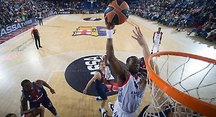 Ιστορικό το «διπλό» της Εφές στη Βαρκελώνη