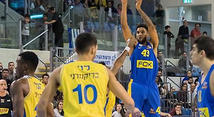 Ασταμάτητη στο Ισραήλ η Μακάμπι!