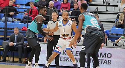 Έκανε… σεφτέ με την Αστάνα του Φλεβαράκη η Κάλεβ