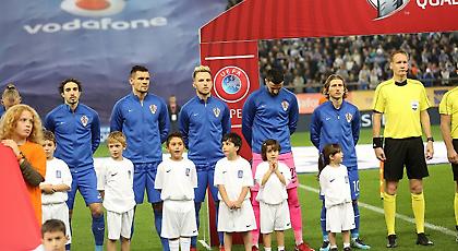 Γιούχα στον εθνικό ύμνο της Κροατίας!