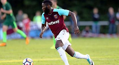 «Ναι, θέλει τον Μαζουακού η Νάπολι και όχι μόνο»