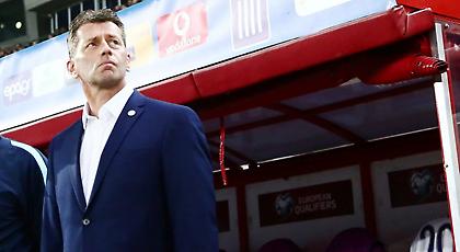 Poll sportfm.gr: Οριακά υπέρ της παραμονής Σκίμπε στην Εθνική ο κόσμος!