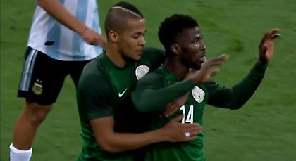 Μείωσε με ωραίο φάουλ για τη Νιγηρία ο Ιεανάτσο (video)