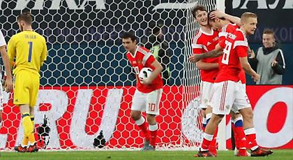 Ο Σμολόφ σταμάτησε την Ισπανία!