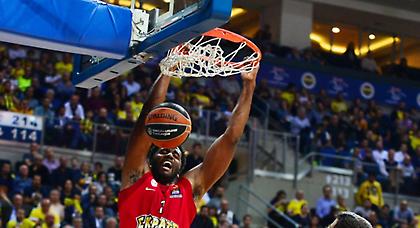 «Ιπτάμενος» ΜακΛιν, κάρφωσε την Φενέρ (video)