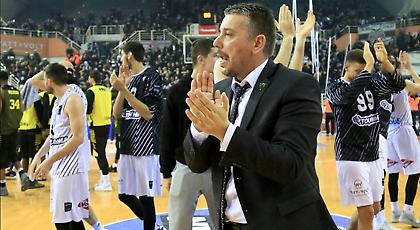 Παπαθεοδώρου: «Χάσαμε πολλά ριμπάουντ, παλέψαμε στο δεύτερο ημίχρονο»