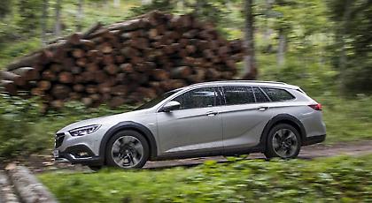 Το Opel Insignia Country Tourer ολοκληρώνει την παρέα