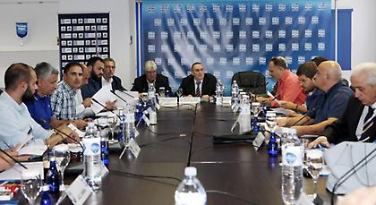 Άμεση συνάντηση με NOVA η Super League, δεν δέχεται τα 30 εκατ.