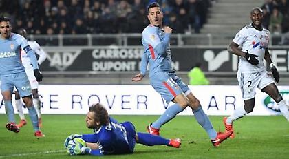 «Δώρο» της Μονακό στην Παρί! (video)