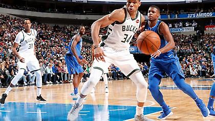 Οι καλύτερες στιγμές του Γιάννη στον διασυρμό των Μπακς (video)