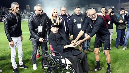«Γκρεμίστηκε» το Γεντί Κουλέ για τον εμβληματικό Γκέραρντ: «Δεν θα σε ξεχάσουμε ποτέ, Ολλανδέ…»