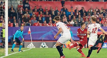 Έβαλε γκολ… χωρίς να κοιτάζει ο Φιρμίνο! (video)