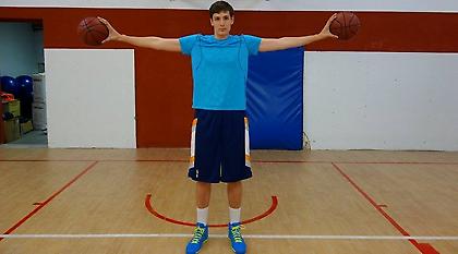 Ένας 16χρονος γίγαντας στη Θεσσαλονίκη