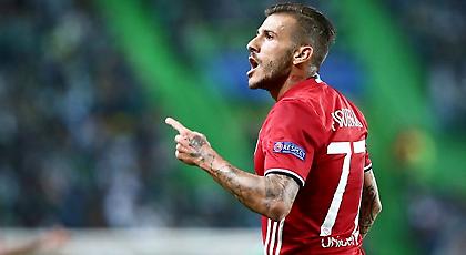 Φιγκέιρας: «Χαρούμενος στον Ολυμπιακό, τα Χριστούγεννα πρώτοι στο πρωτάθλημα»