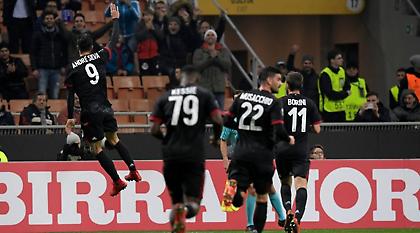 Η πεντάστερη Μίλαν έκανε το χατίρι στην ΑΕΚ