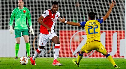 «Καθάρισε» τη Μακάμπι η Σλάβια και πάει για «τελικό»