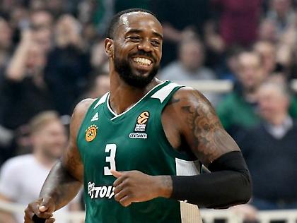 Ρίβερς: «Όταν είμαι… καυτός, παίρνω τα σουτ και πιστεύω ότι θα μπουν»