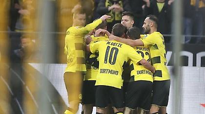 Η Ντόρτμουντ ΔΙΑΛΥΕΙ τη Σάλκε στο ντέρμπι: 4-0 στο 25’!