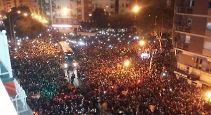 Είναι… τρελοί αυτοί οι οπαδοί: Απίστευτη υποδοχή στην αποστολή της Βαλένθια! (video)