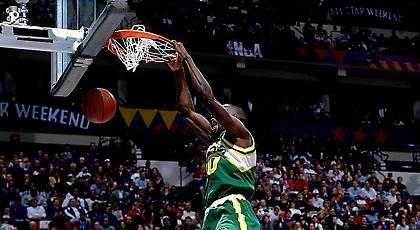 Από άλλο πλανήτη: Τα highlight του μοναδικού Σον Κεμπ (video)