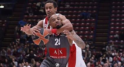 Τα παράπονα του Θίοντορ για τους διαιτητές και ο διάλογος με Ρόμπερτς! (pic)